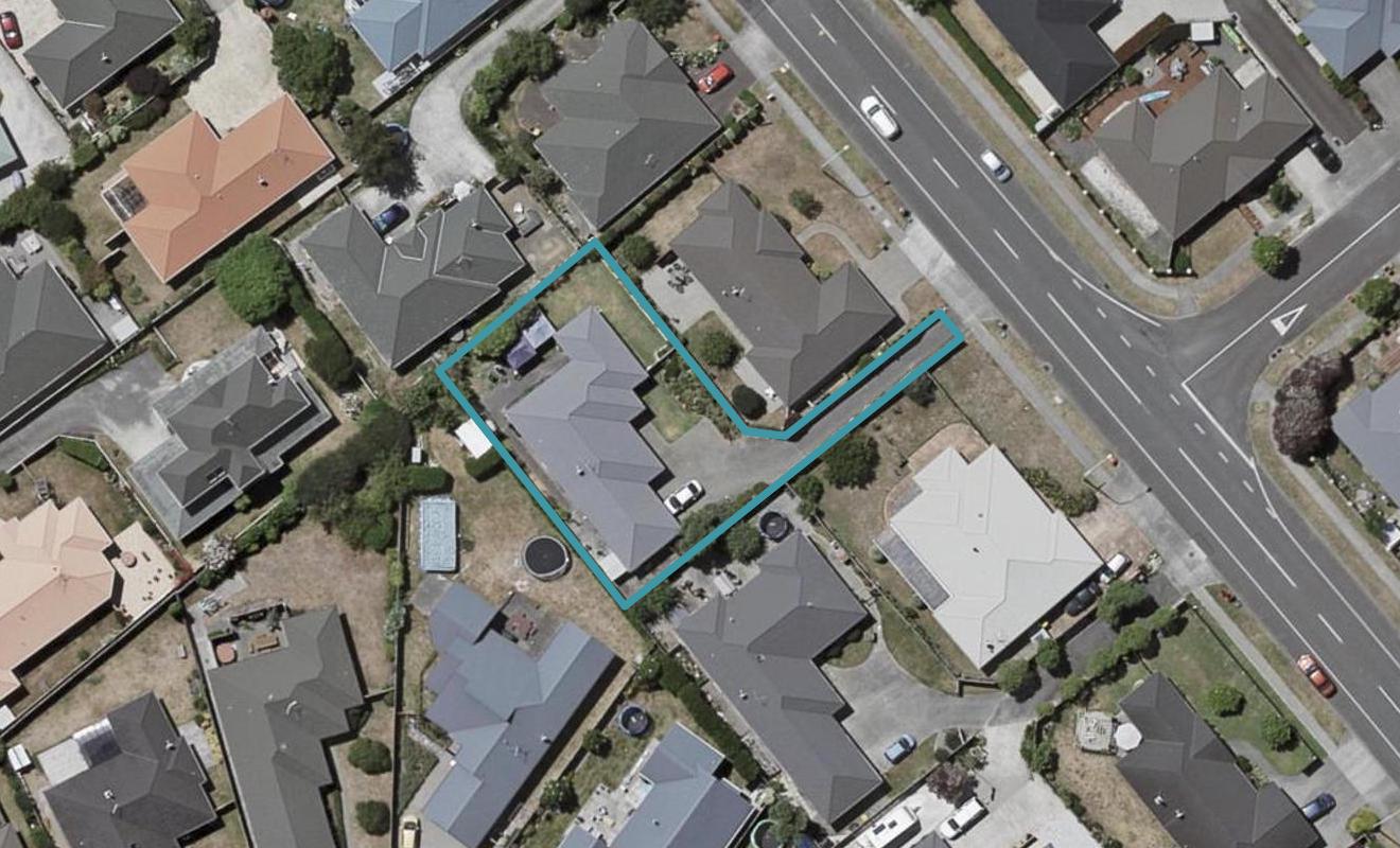 116 Guildford Drive, Paraparaumu Beach, Paraparaumu - Carousel 1