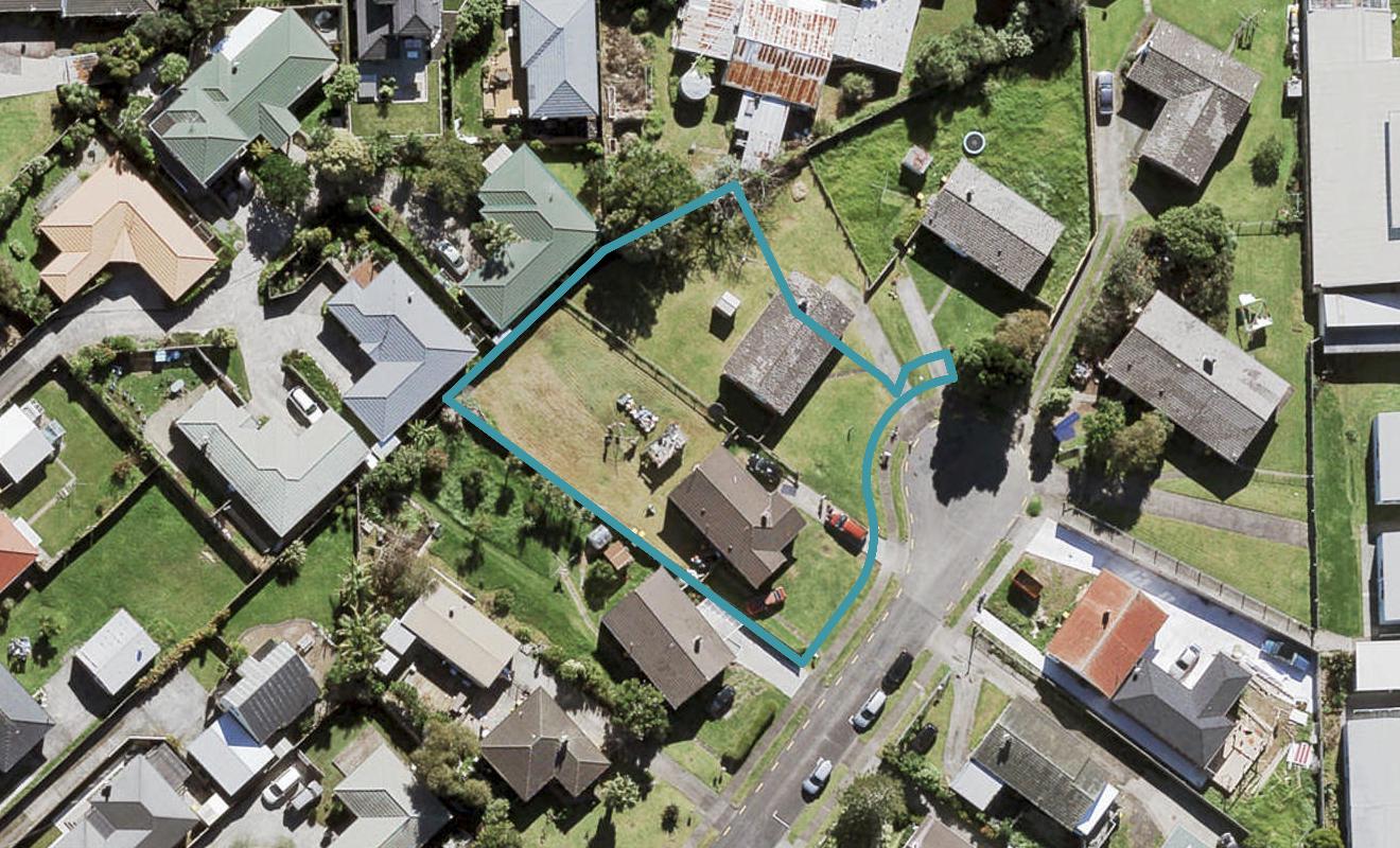 103/8 Gwendoline Avenue, Te Atatu Peninsula, Auckland - Carousel 1