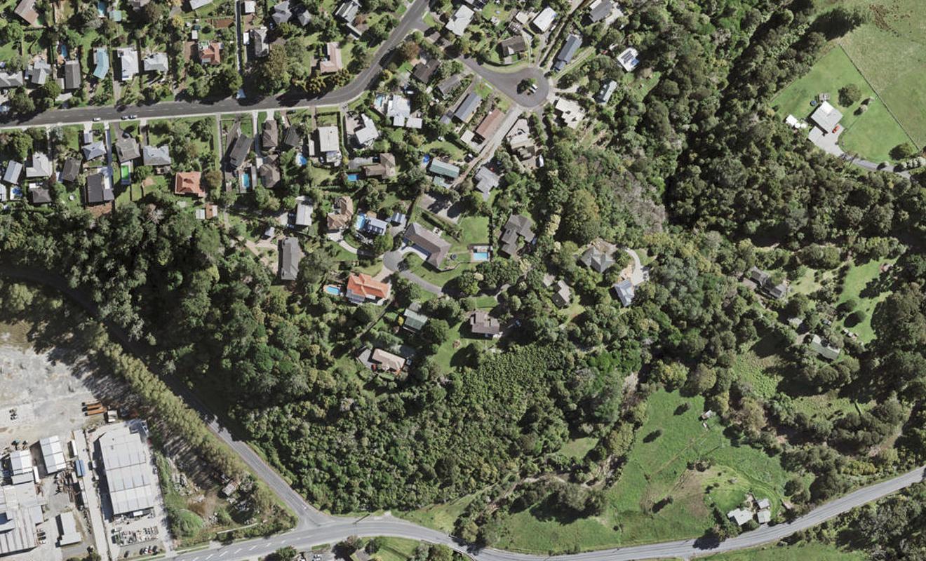 15 Redmount Place, Red Hill, Papakura - Carousel 1
