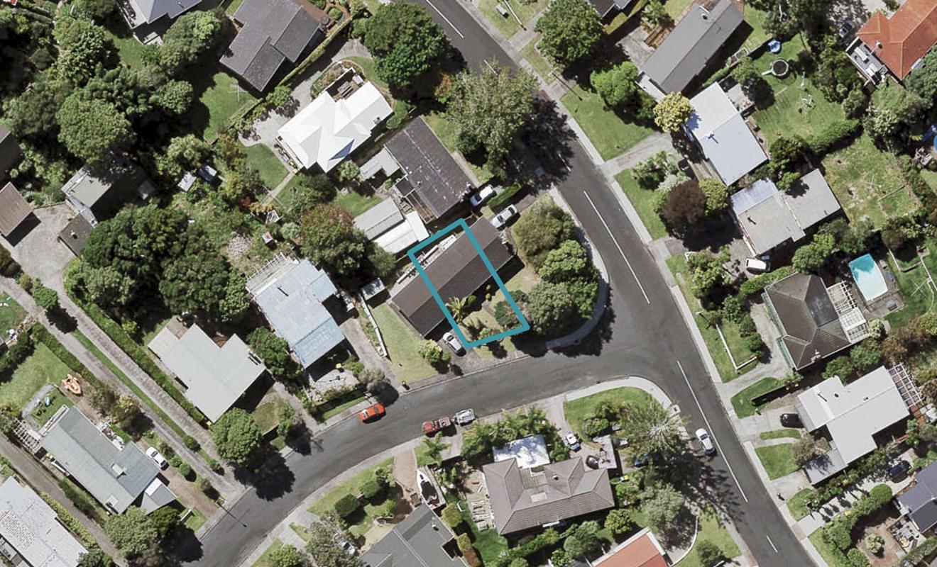 1A Springfield Street, Forrest Hill, Auckland - Carousel 1