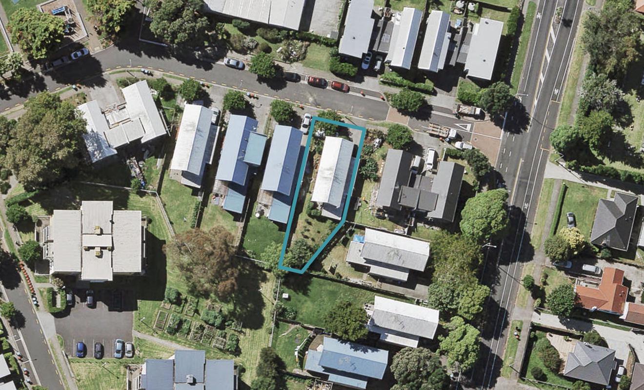 33 Salima Talagi Street, Point England, Auckland - Carousel 1