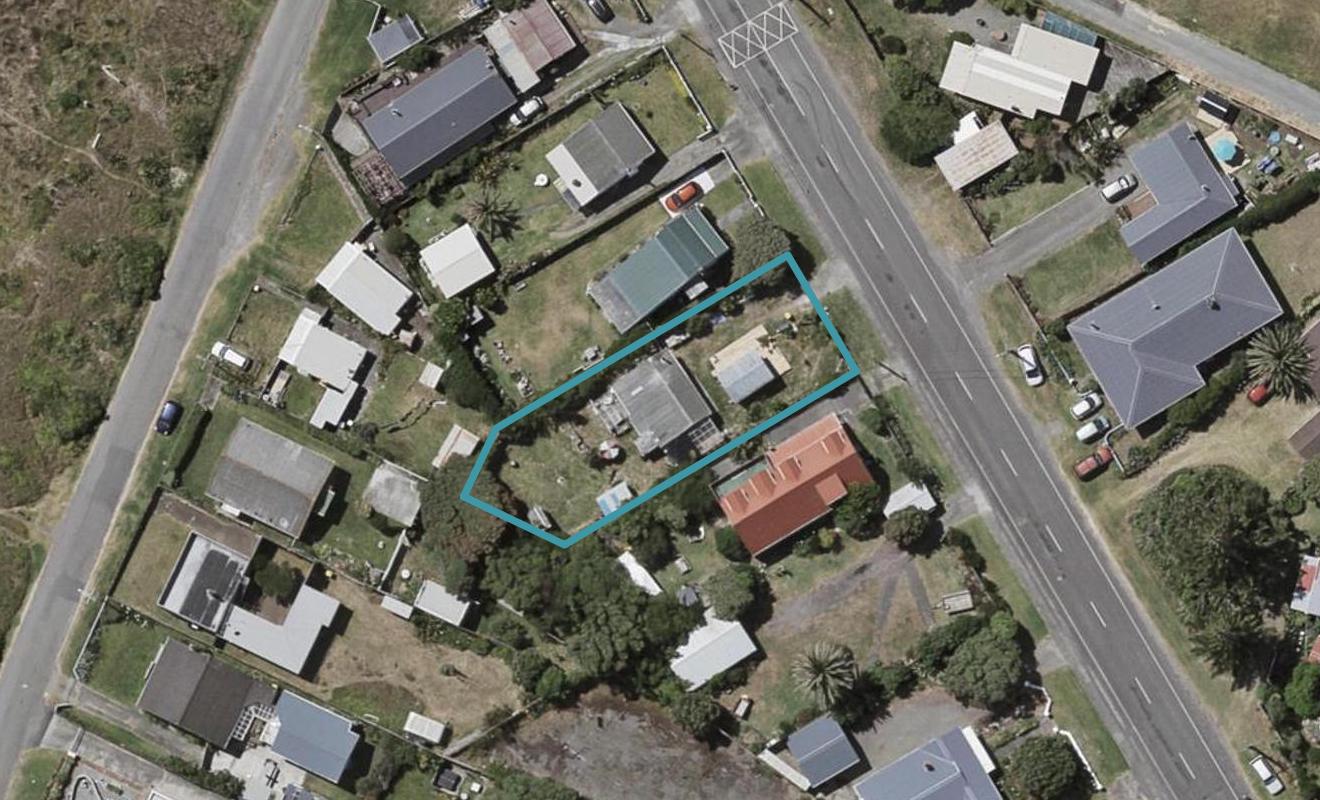 9 Rangiuru Road, Otaki Beach, Otaki - Carousel 1