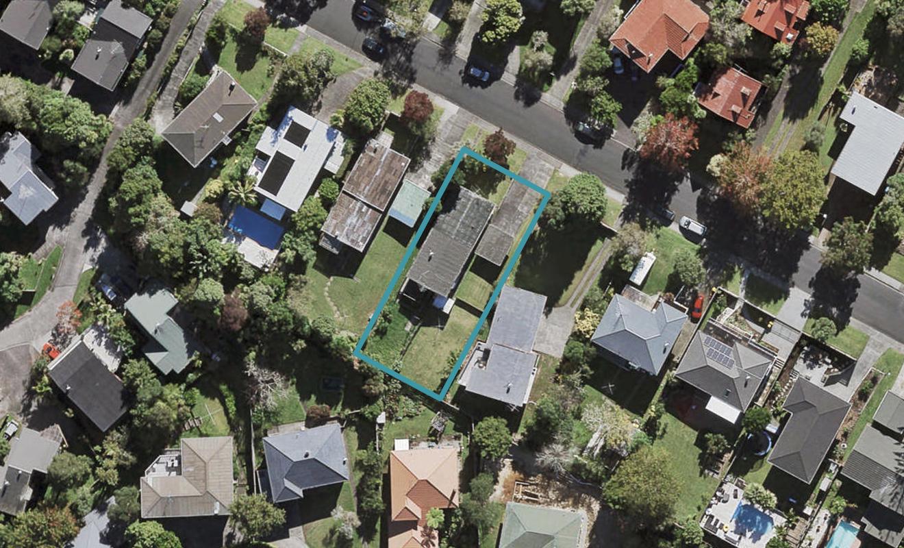1/54 Lynden Avenue, Hillcrest, Auckland - Carousel 1