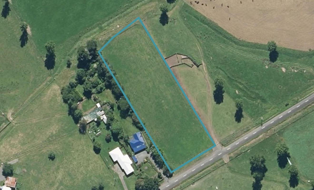 55 Racecourse Road, MANUNUI, TAUMARUNUI - Carousel 1