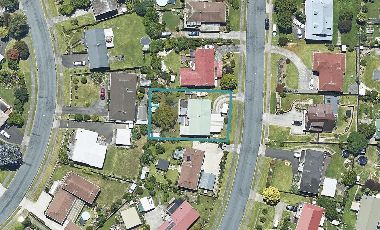 9 Flinders Place, Welcome Bay, Tauranga - Carousel 1