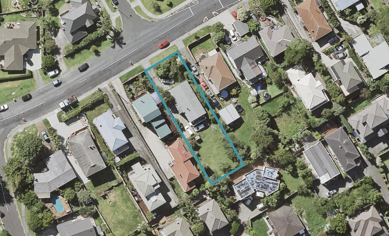 2/28 Spencer Road, Pinehill, Auckland - Carousel 1