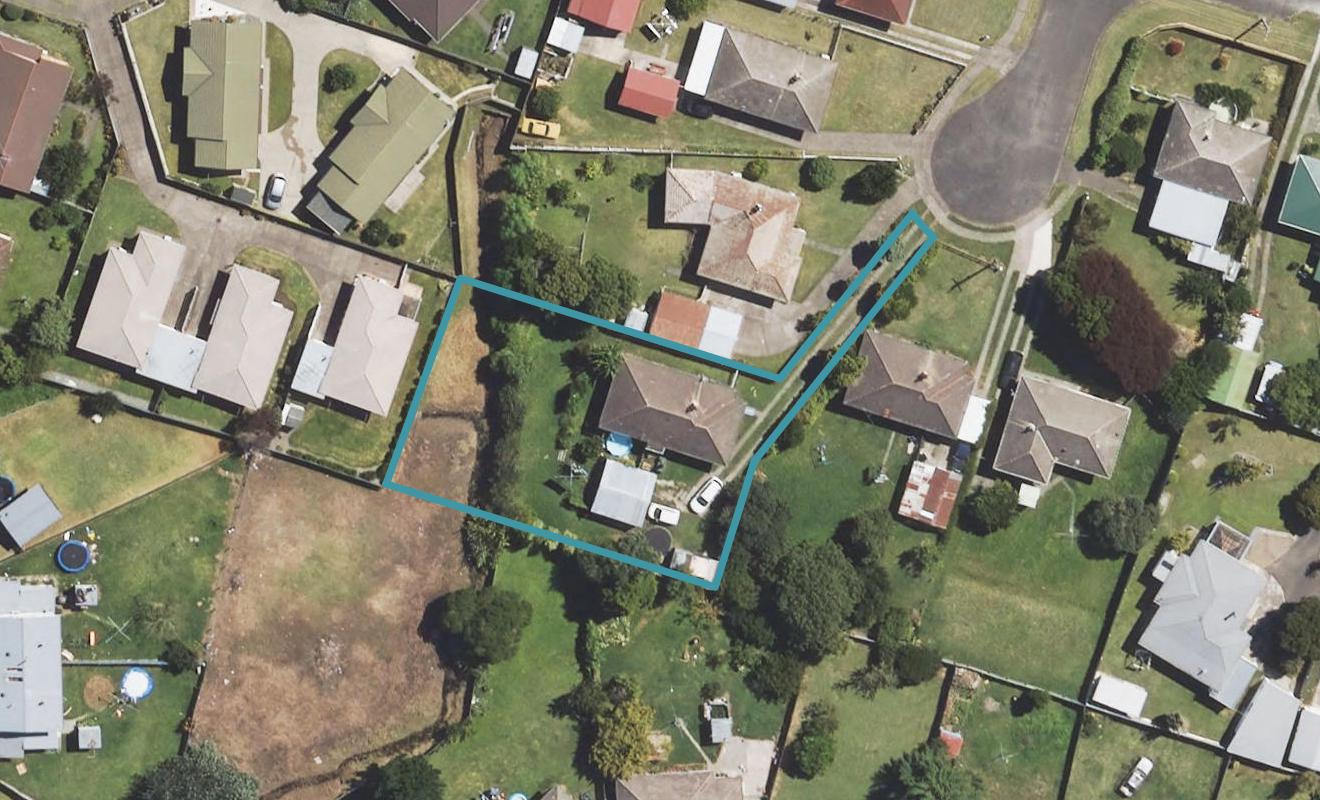 8 Churchill Crescent, Te Hapara, Gisborne - Carousel 1