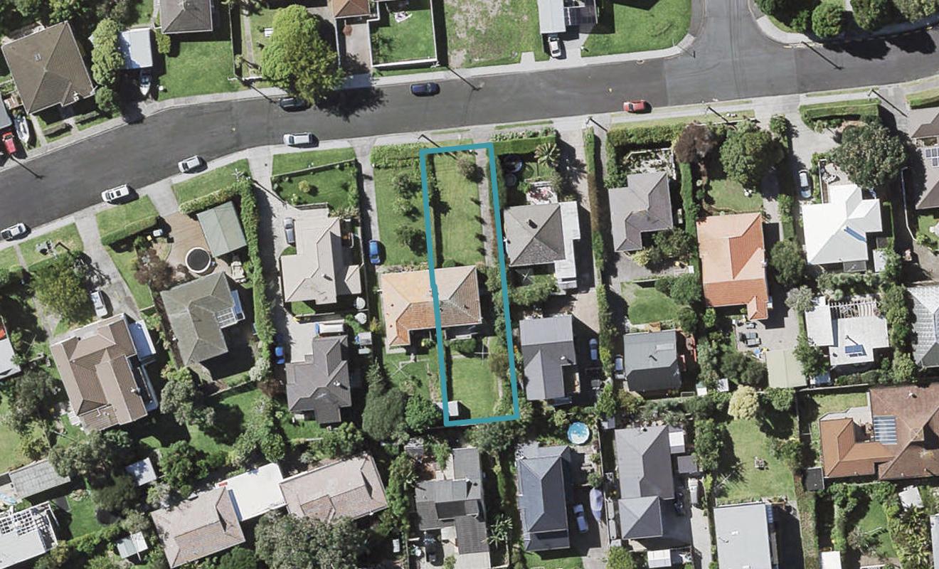 25 Achilles Crescent, Narrow Neck, Auckland - Carousel 1