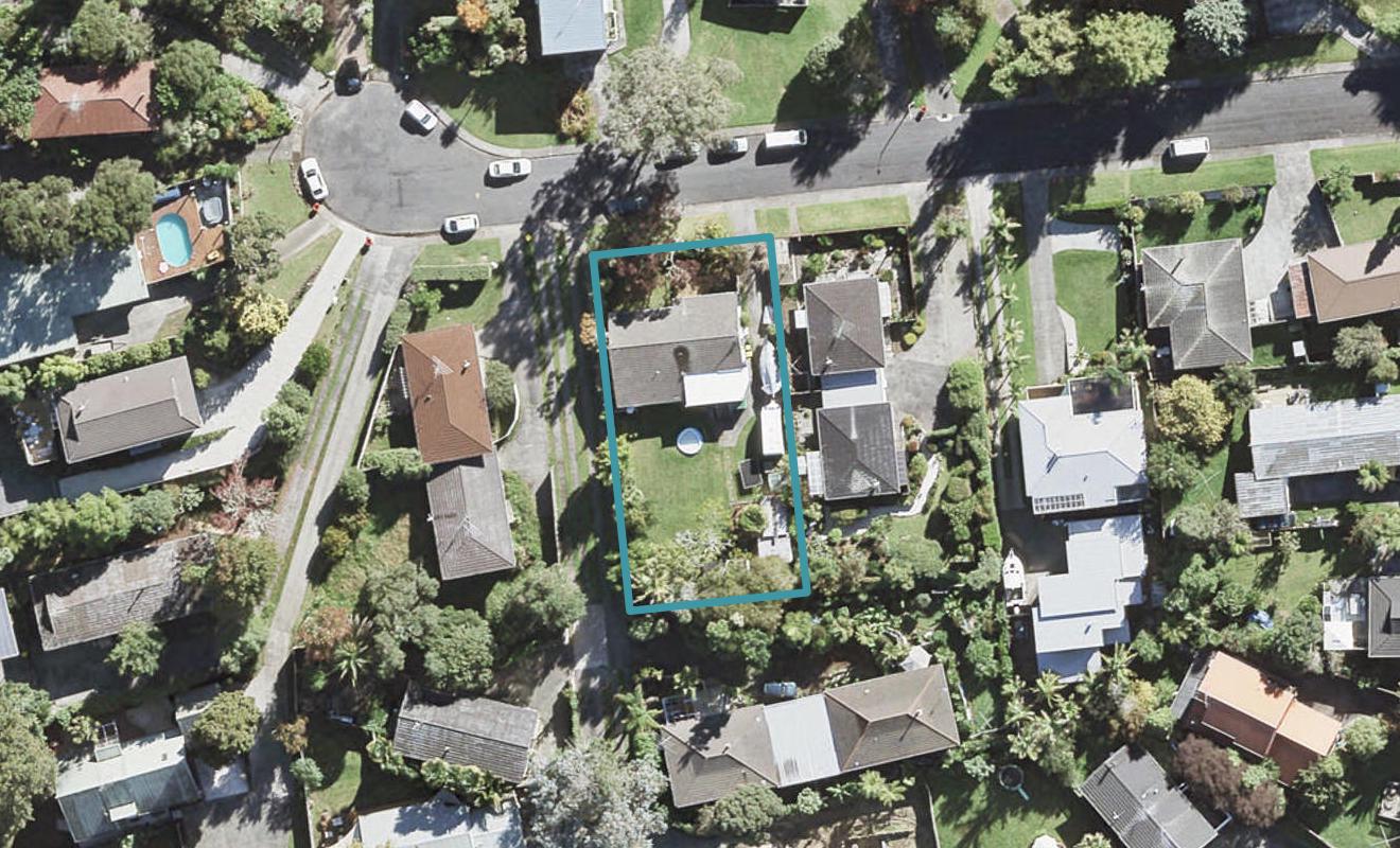 5 Tallington Crescent, Torbay, Auckland - Carousel 1