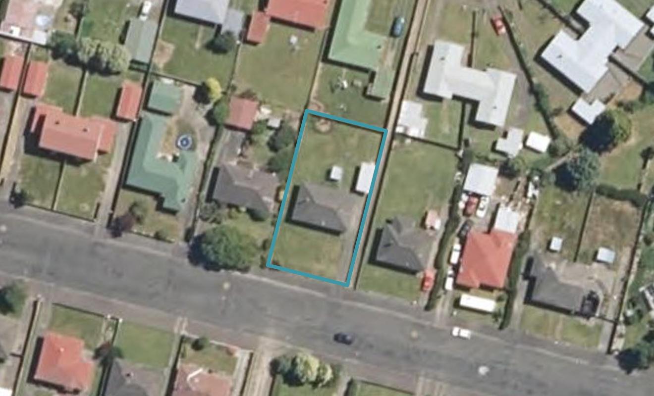 20 James Street, Dannevirke - Carousel 1