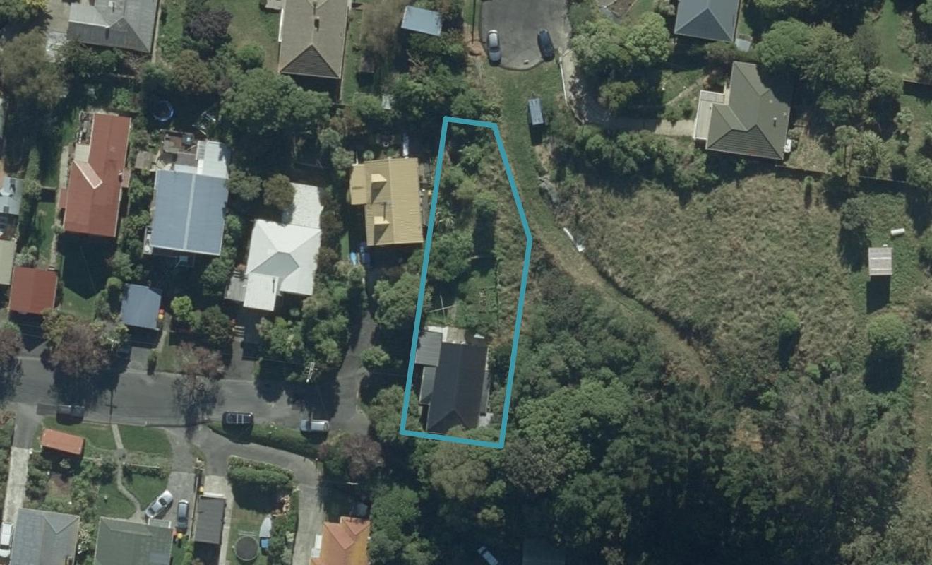 9 Marett Street, Macandrew Bay, Dunedin - Carousel 1