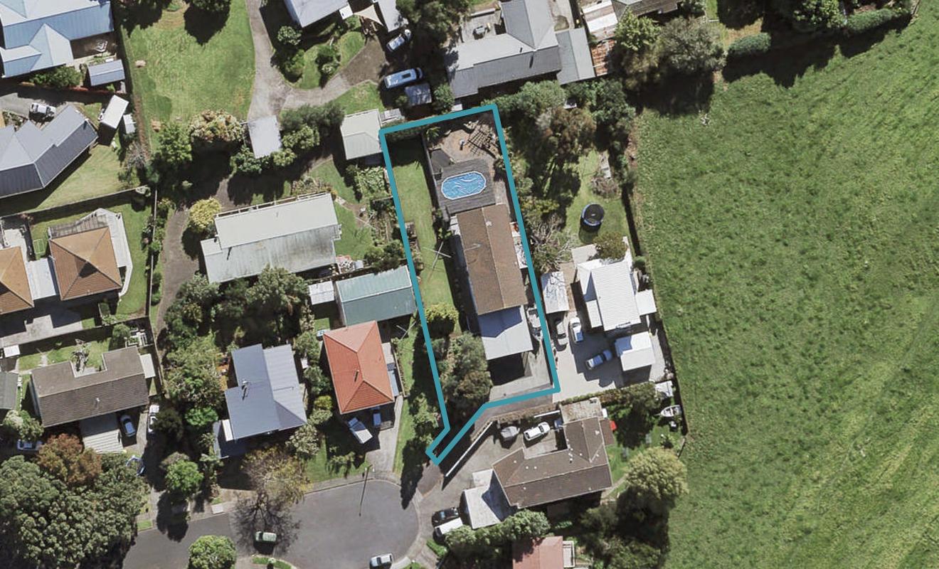 66 Ridgemount Rise, Mangere Bridge, Auckland - Carousel 1
