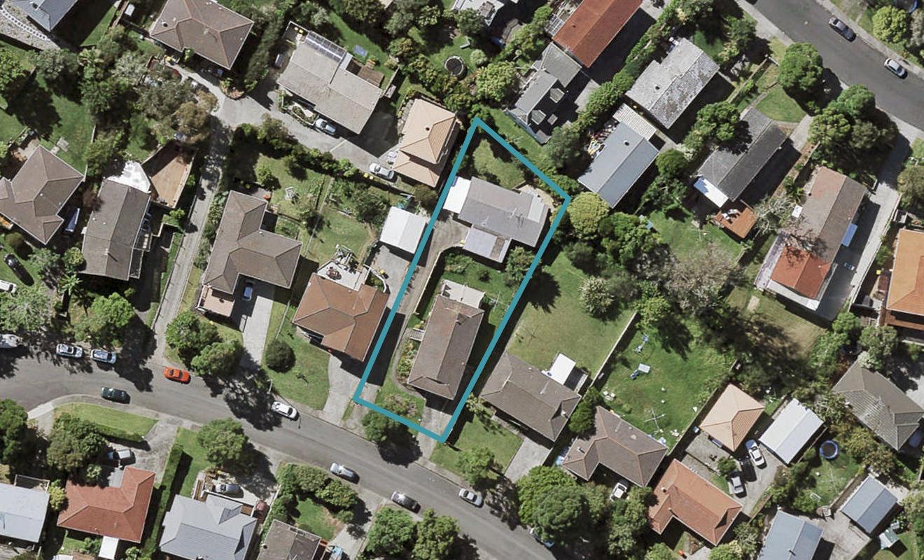 1/19 Regency Place, Sunnynook, Auckland - Carousel 1