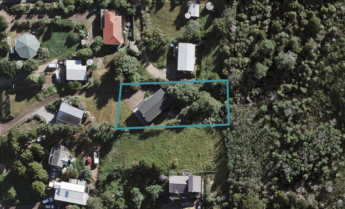 21A Erua Road, Ostend, Waiheke Island - Carousel 1