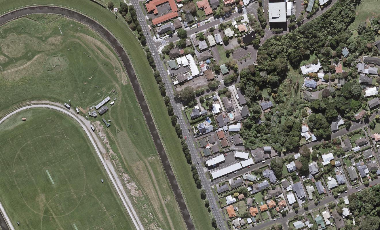 3/2 Coronation Avenue, WELBOURN, NEW PLYMOUTH - Carousel 1