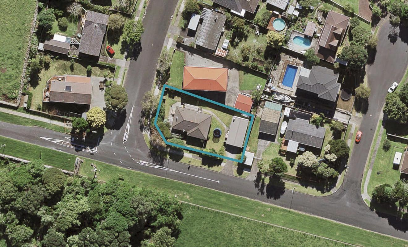 64 Ambury Road, Mangere Bridge, Auckland - Carousel 1