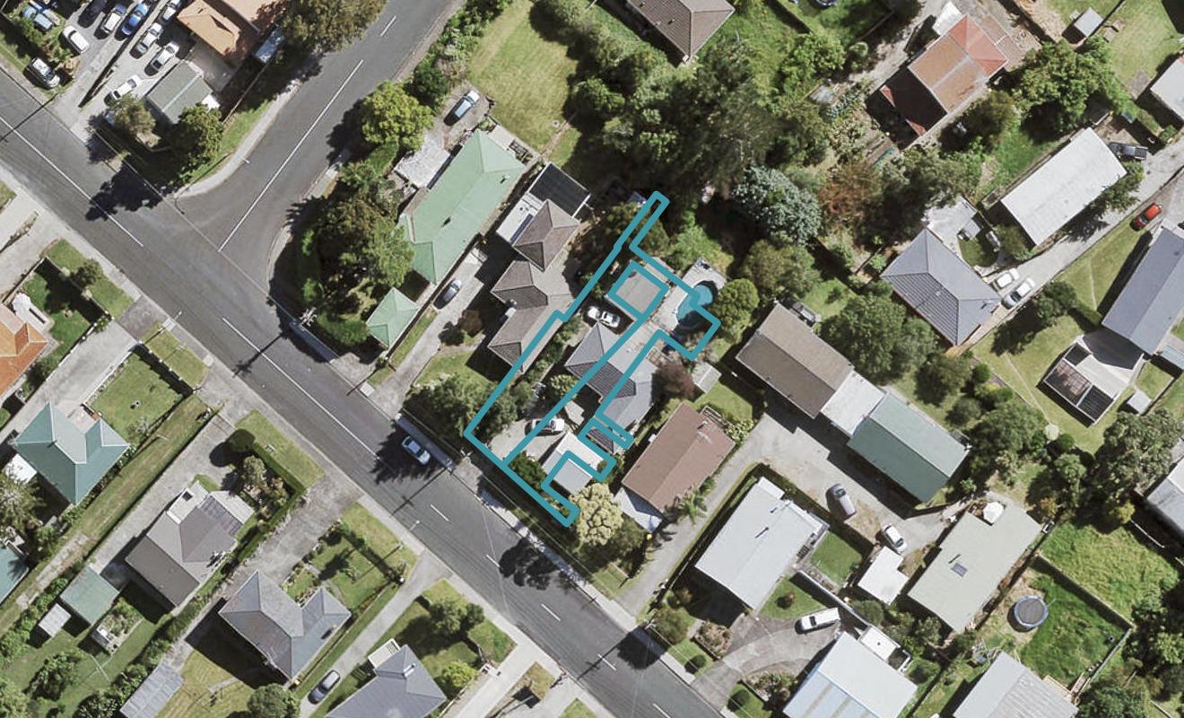 86C Awaroa Road, Sunnyvale, Auckland - Carousel 1