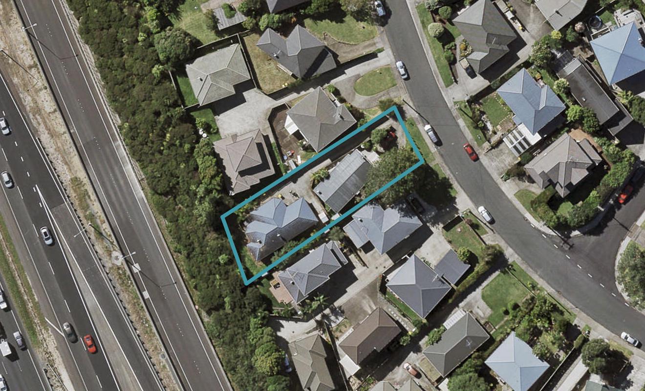 2/42 Lyttelton Avenue, Forrest Hill, Auckland - Carousel 1