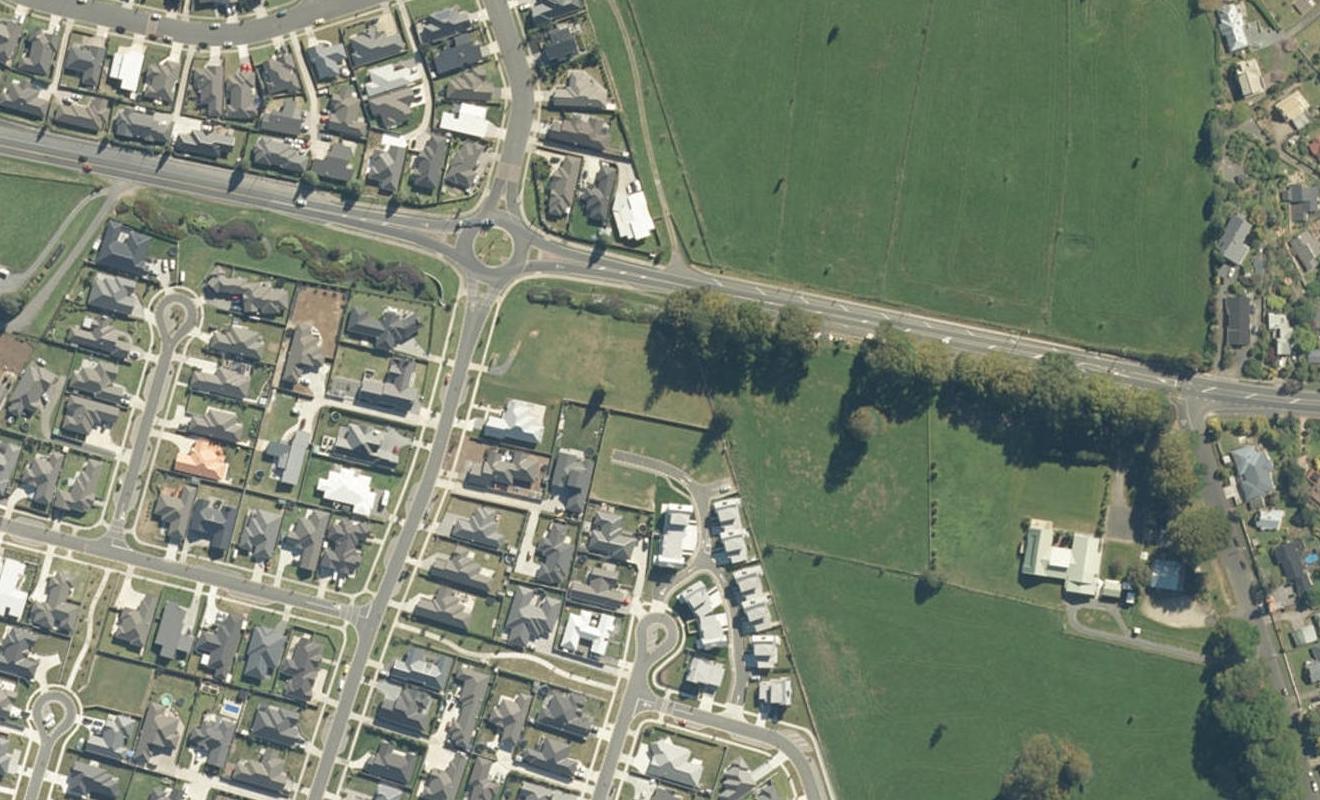 1E Pengover Avenue, Leamington, Cambridge - Carousel 1