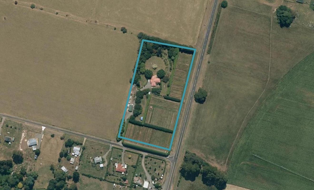 10 Buckland Street, Waipawa - Carousel 1