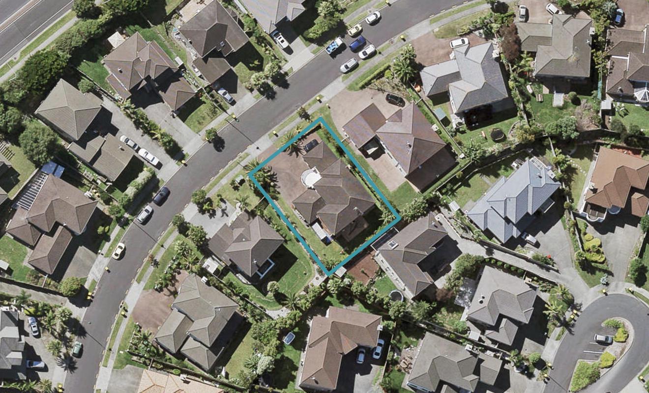 27 Killybegs Drive, Pinehill, Auckland - Carousel 1