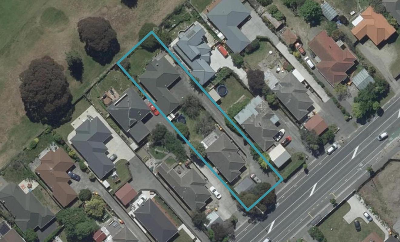 2/245 Wainoni Road, Avondale, Christchurch - Carousel 1