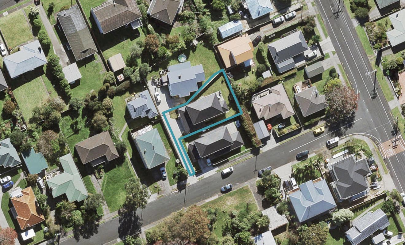 3A Sherwood Avenue, Te Atatu South, Auckland - Carousel 1