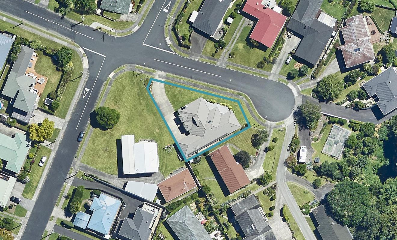 19 Keilor Road, Otumoetai, Tauranga - Carousel 1