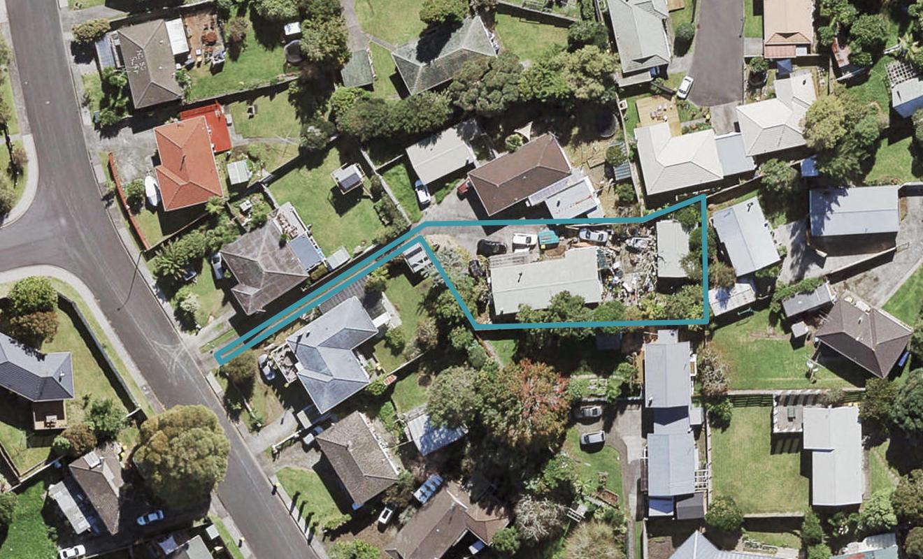 72 Hellyers Street, Birkdale, Auckland - Carousel 1