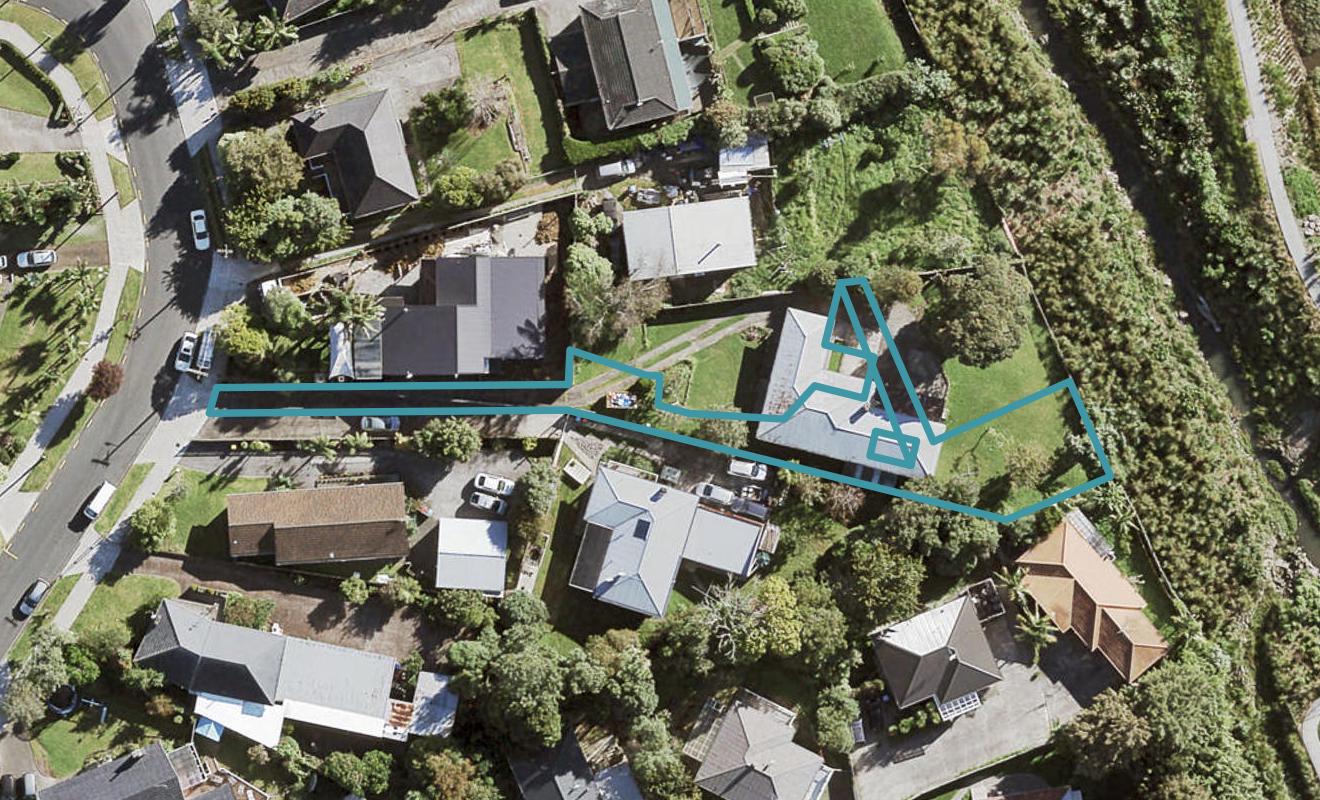 204D Methuen Road, New Windsor, Auckland - Carousel 1