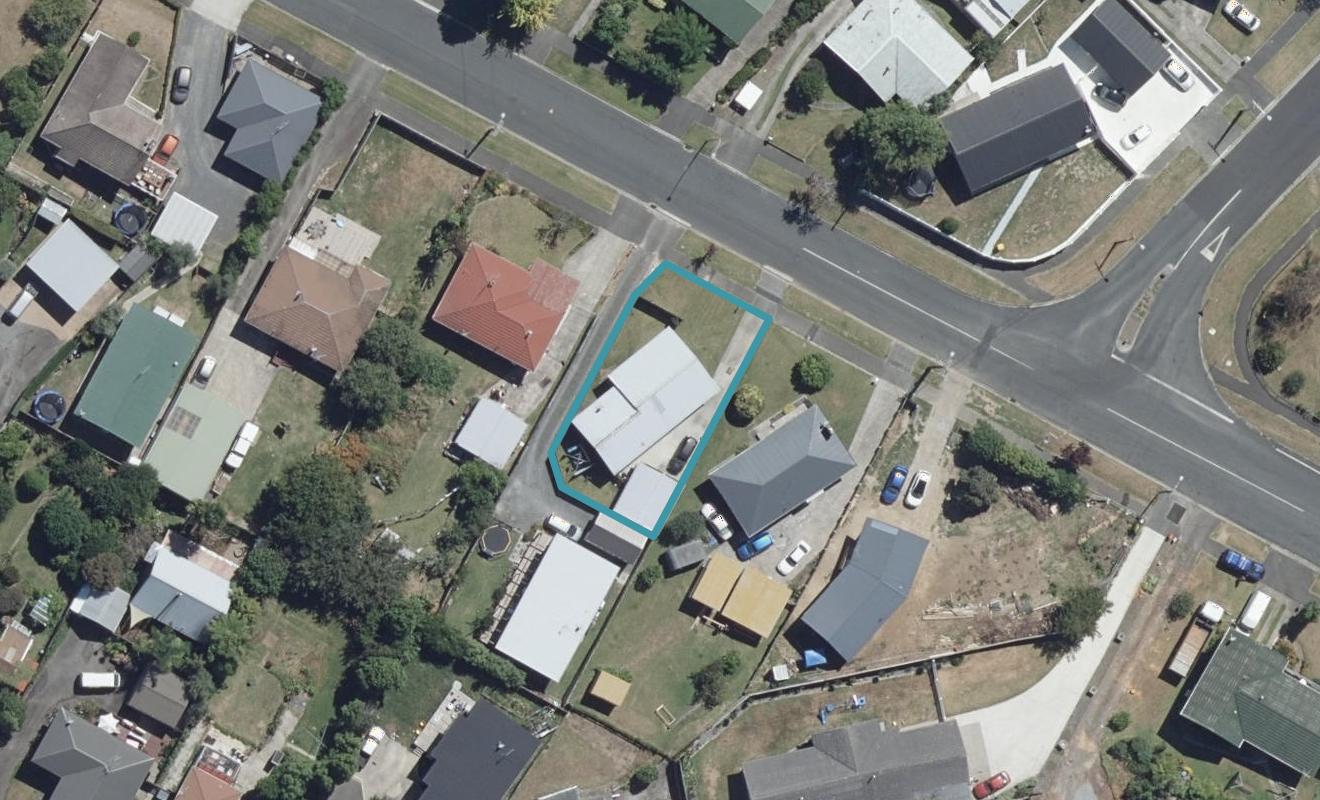36 Glenview Terrace, Glenview, Hamilton - Carousel 1
