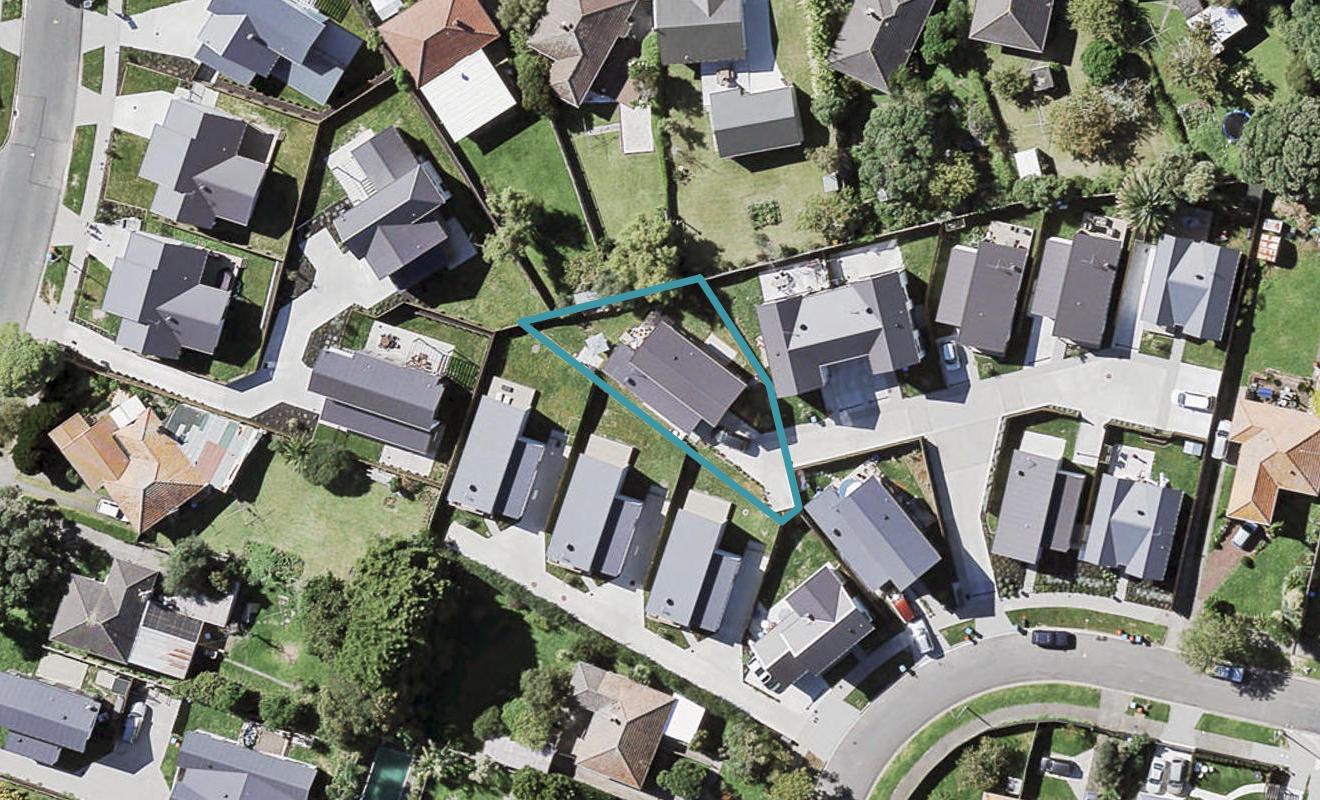 20B Torrington Crescent, Glen Innes, Auckland - Carousel 1
