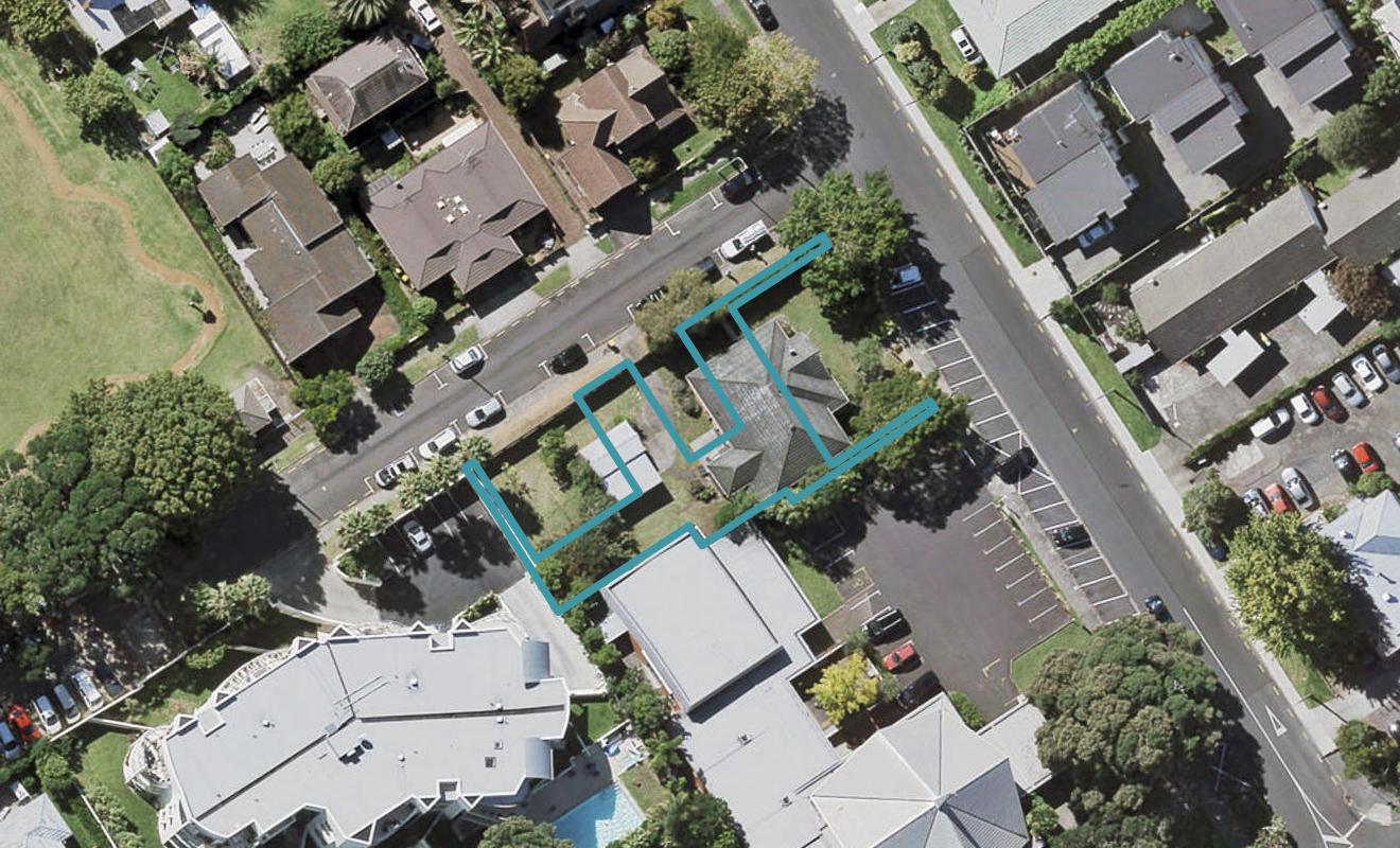 2B Collins Street, Takapuna, Auckland - Carousel 1