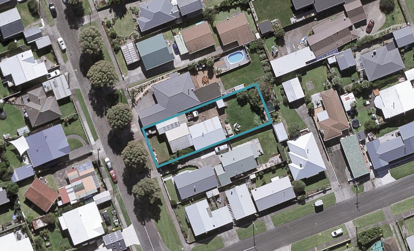27 Record Street, Fitzroy, New Plymouth - Carousel 1
