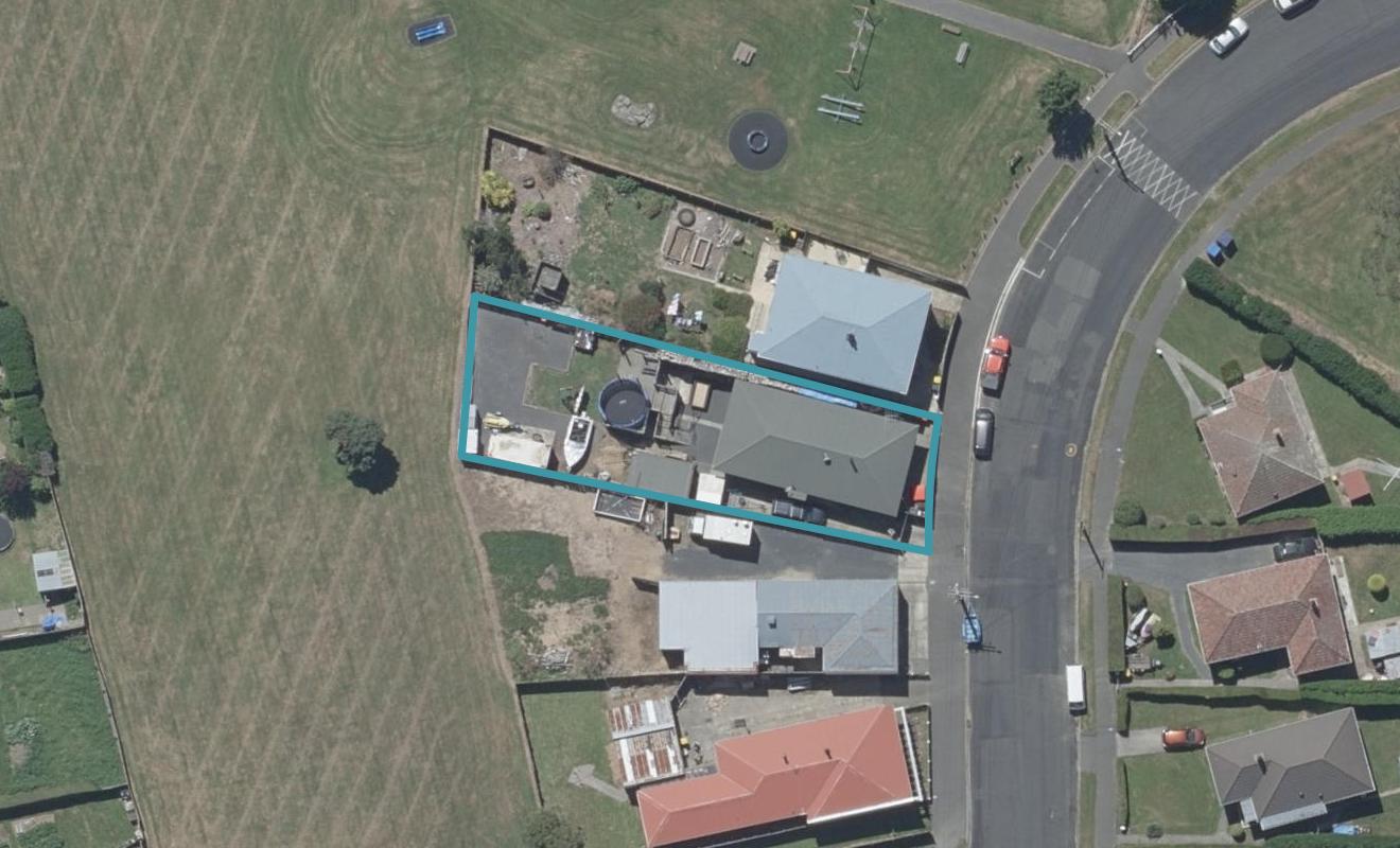 92 Ashmore Street, Halfway Bush, Dunedin - Carousel 1