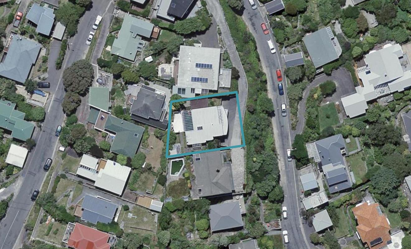 8 Tai Paku Paku Road, Karaka Bays, Wellington - Carousel 1