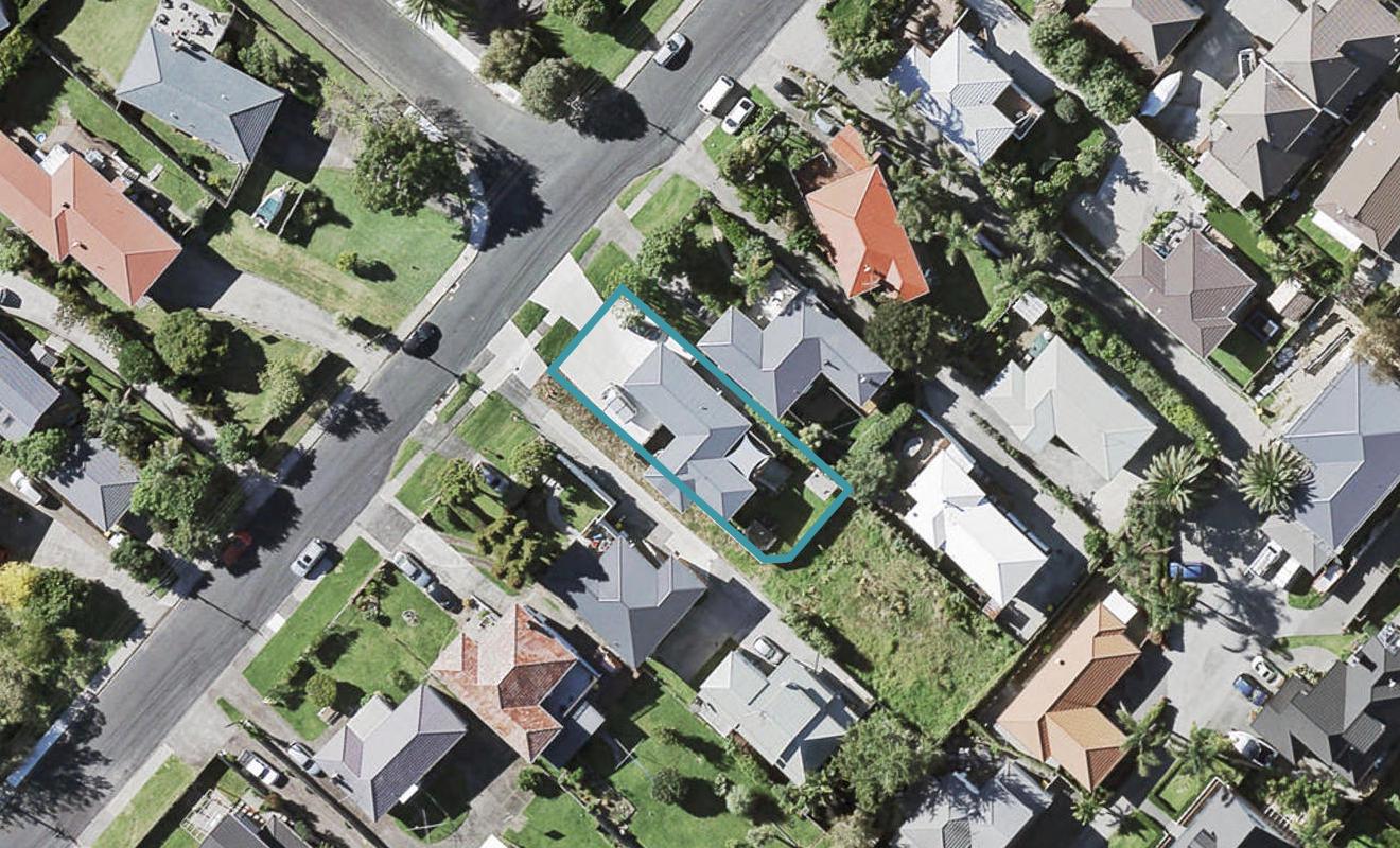 10 Patons Road, Howick, Auckland - Carousel 1