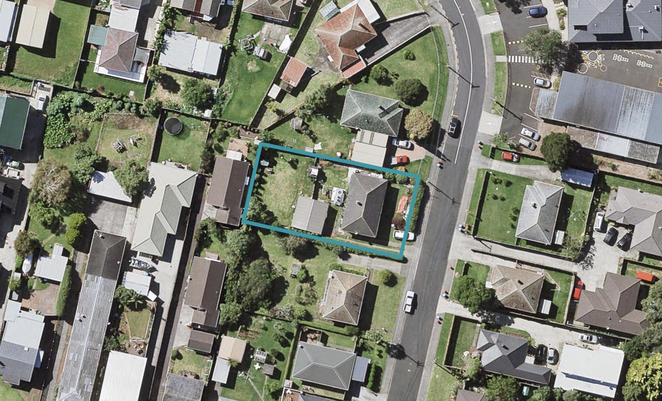 46 Caen Road, Panmure, Auckland - Carousel 1