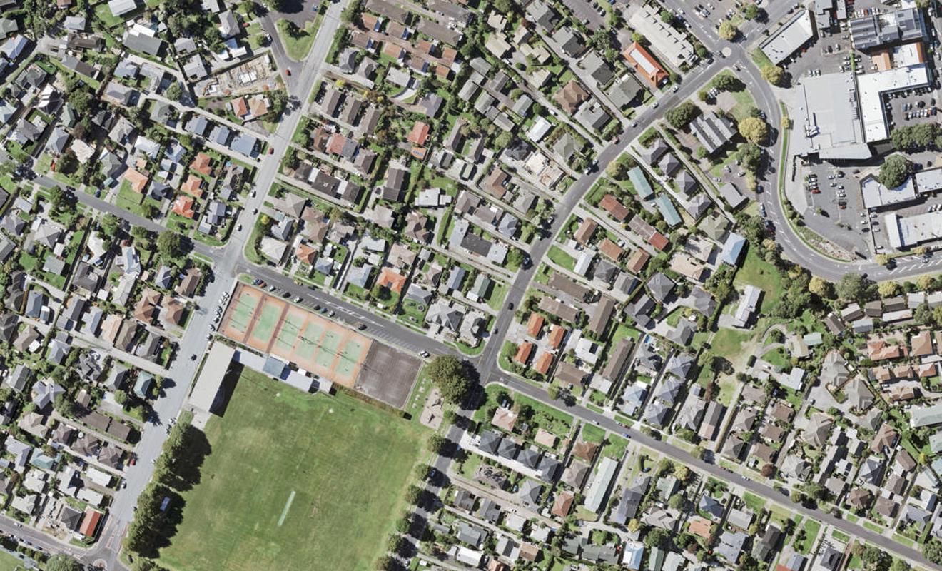 2/75 Moore Street, Howick, Auckland - Carousel 1