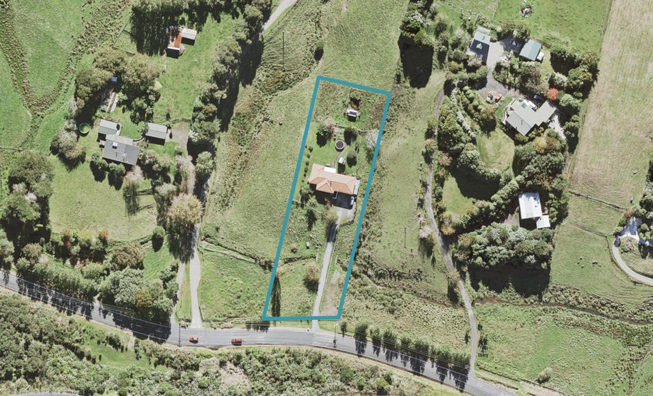 10 Wairere Road, Henderson - Carousel 1