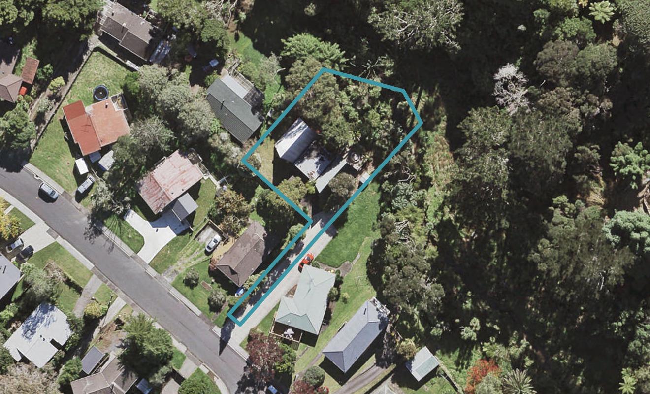 2/44 Castleton Street, Birkdale, Auckland - Carousel 1
