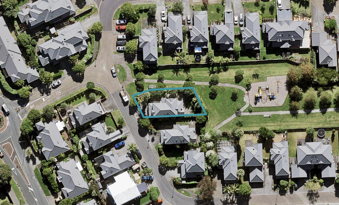 27 Terracotta Drive, Blockhouse Bay, Auckland - Carousel 1