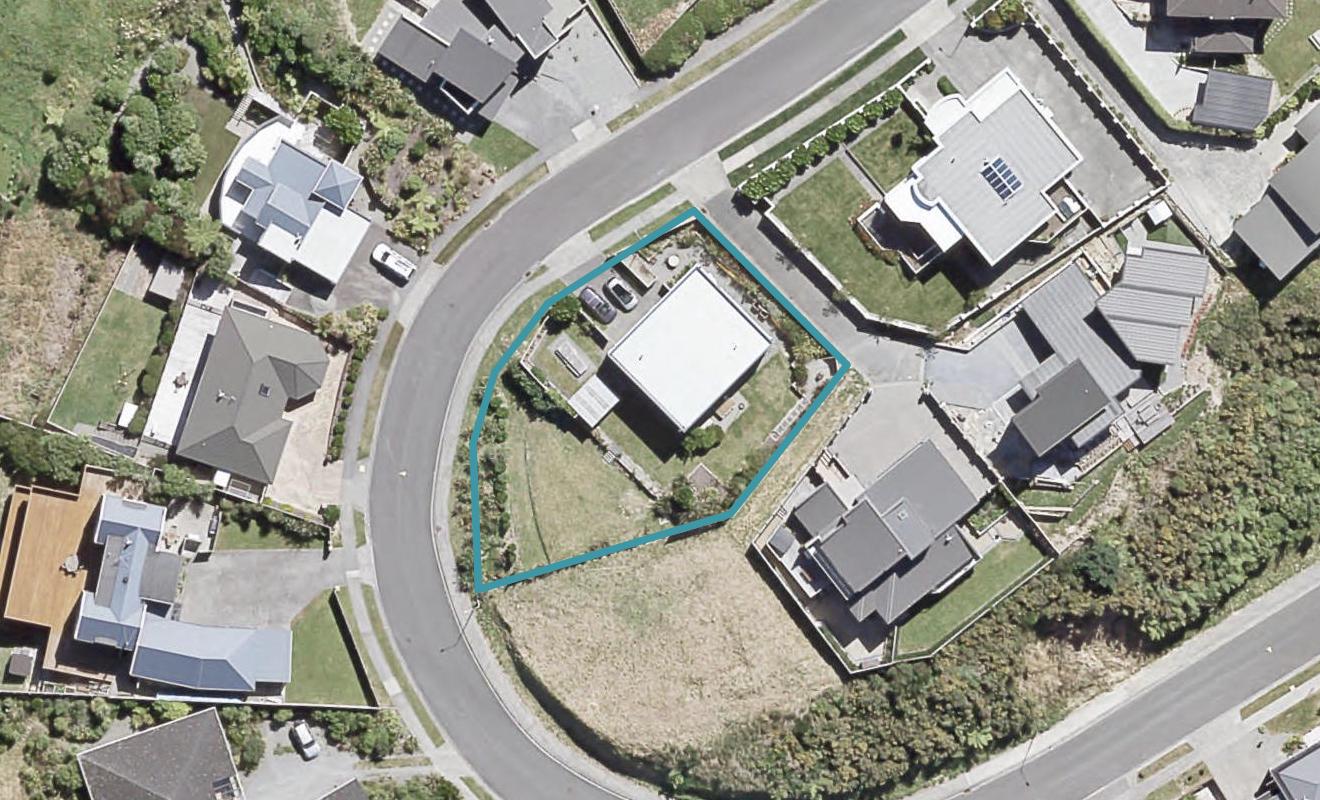 20 Arahiwi Grove, Tirohanga, Lower Hutt - Carousel 1