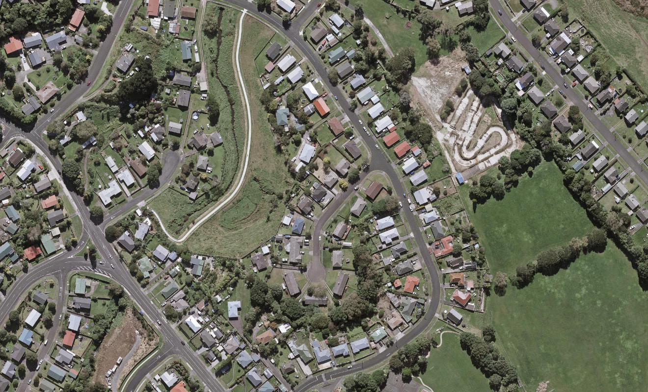 8 Marton Place, Marfell, New Plymouth - Carousel 1