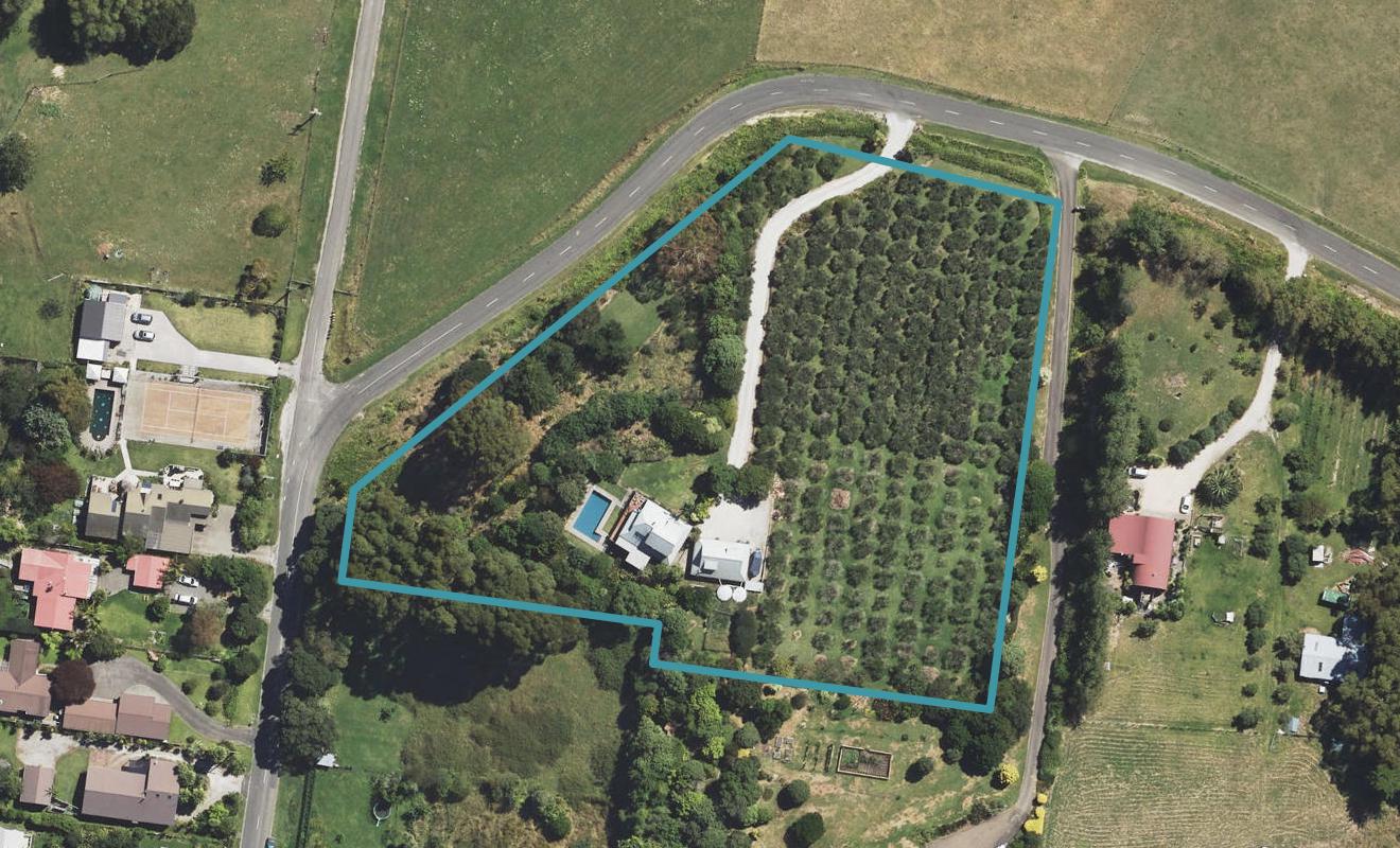 9 Winifred Street, Okitū, Gisborne - Carousel 1