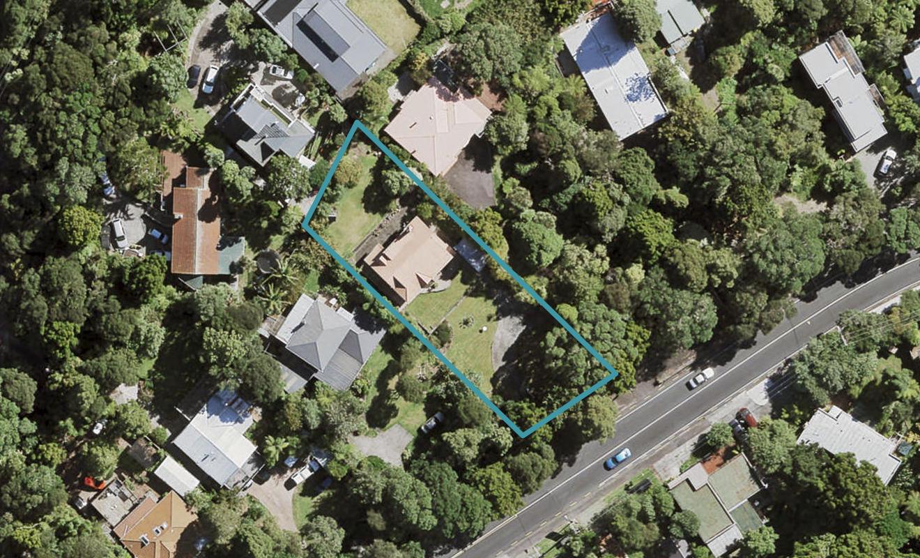 235 Godley Road, Titirangi, Auckland - Carousel 1