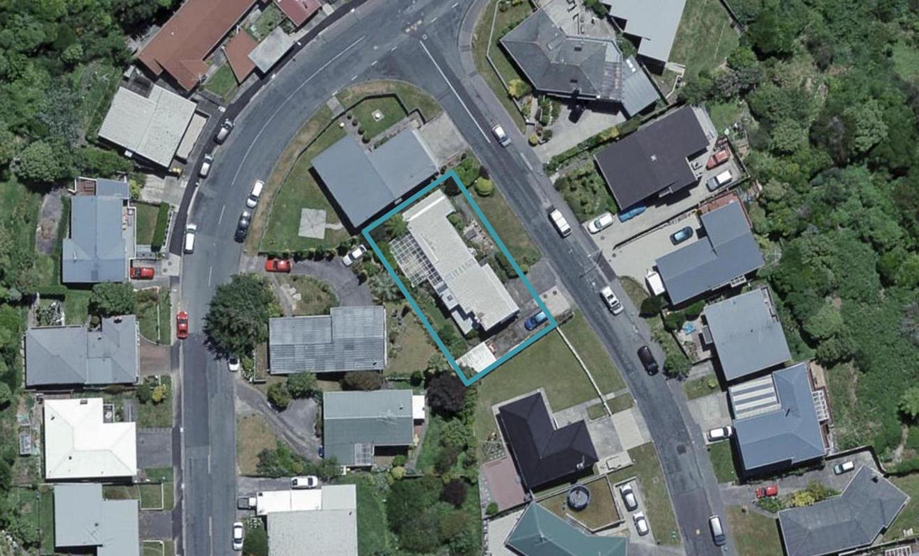 4 Breton Grove, Kingston, Wellington - Carousel 1