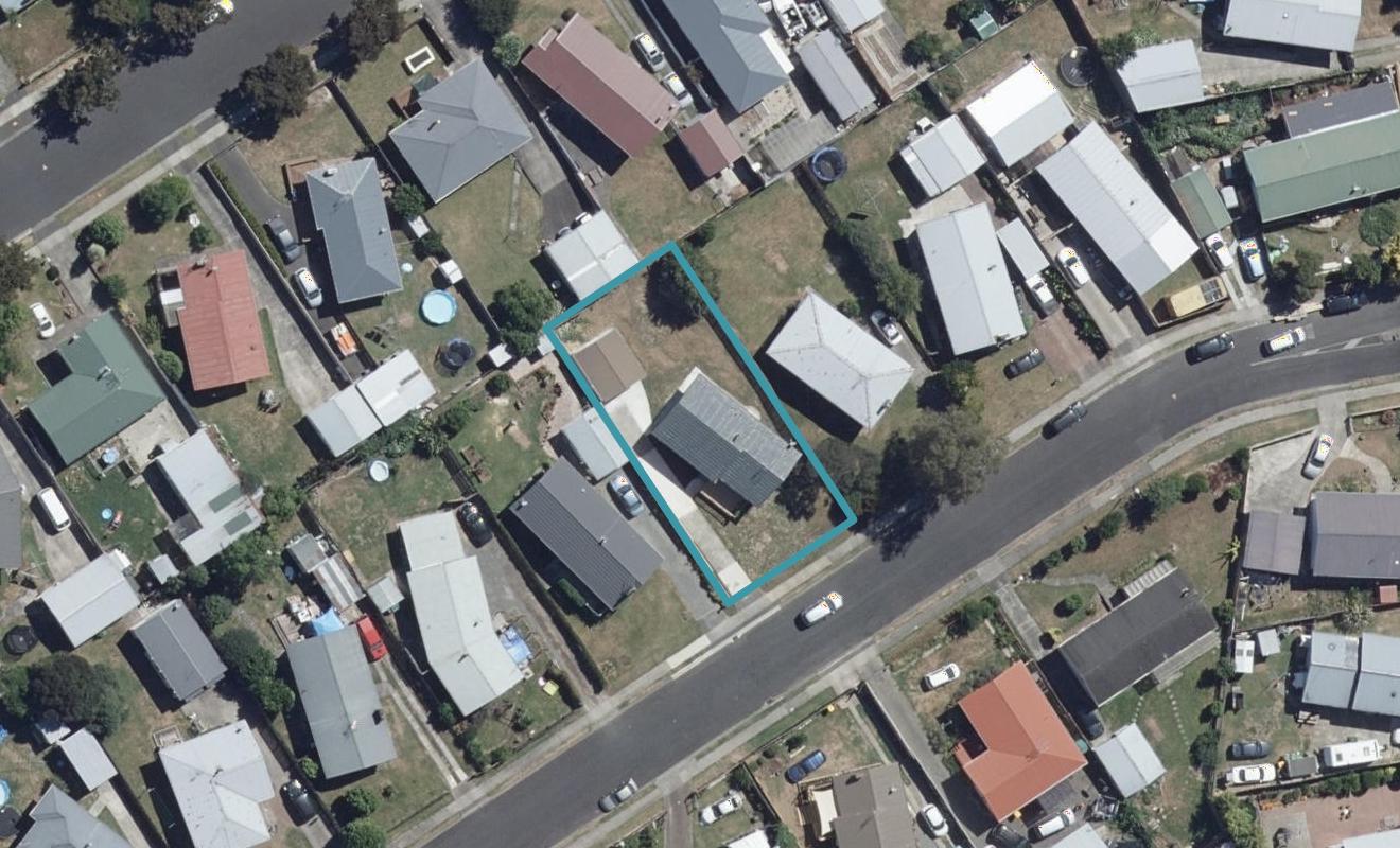 10 Susan Place, Deanwell, Hamilton - Carousel 1