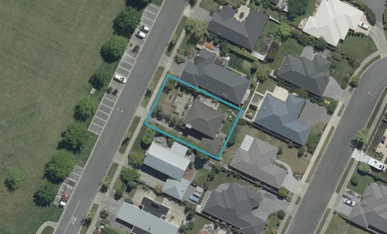 8 Crombie Green, Northwood, Christchurch - Carousel 1