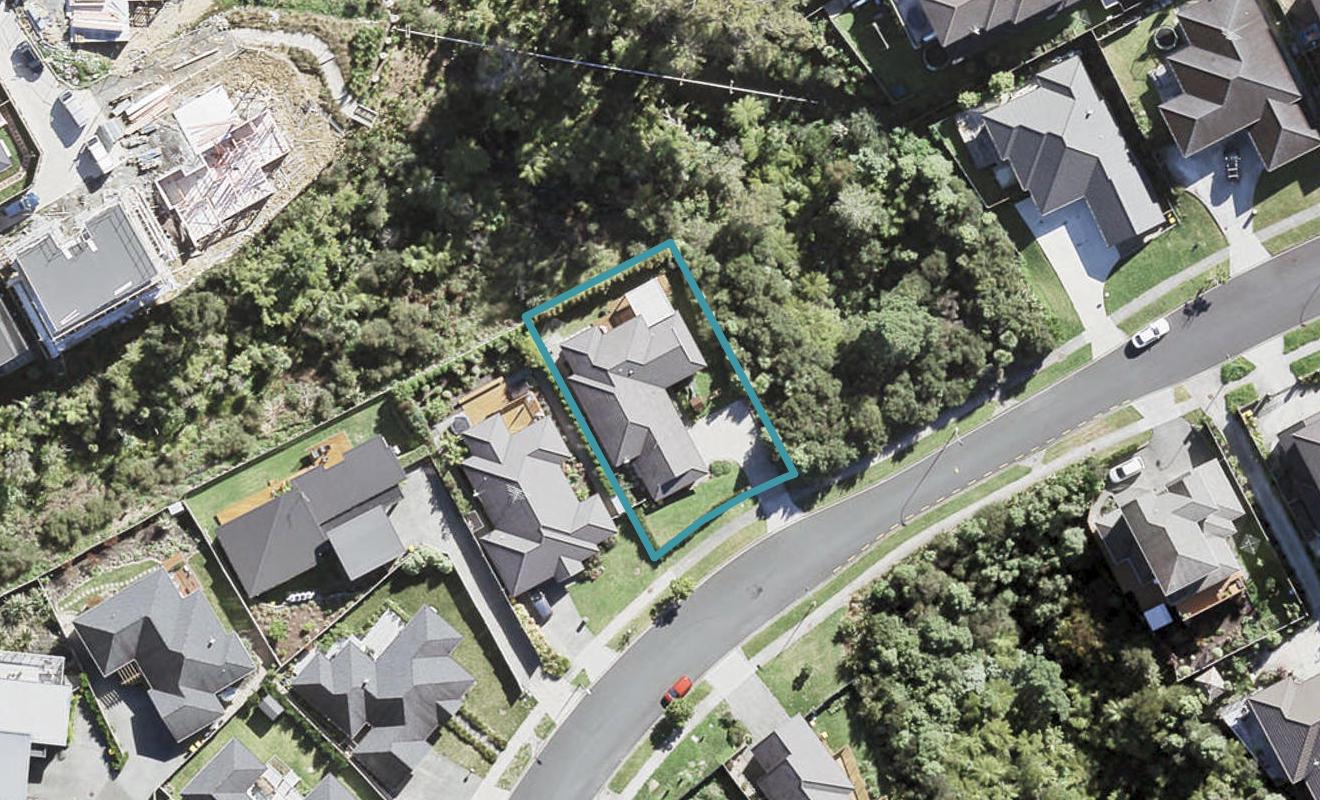 31 Hornbill Drive, Fairview Heights, Auckland - Carousel 1
